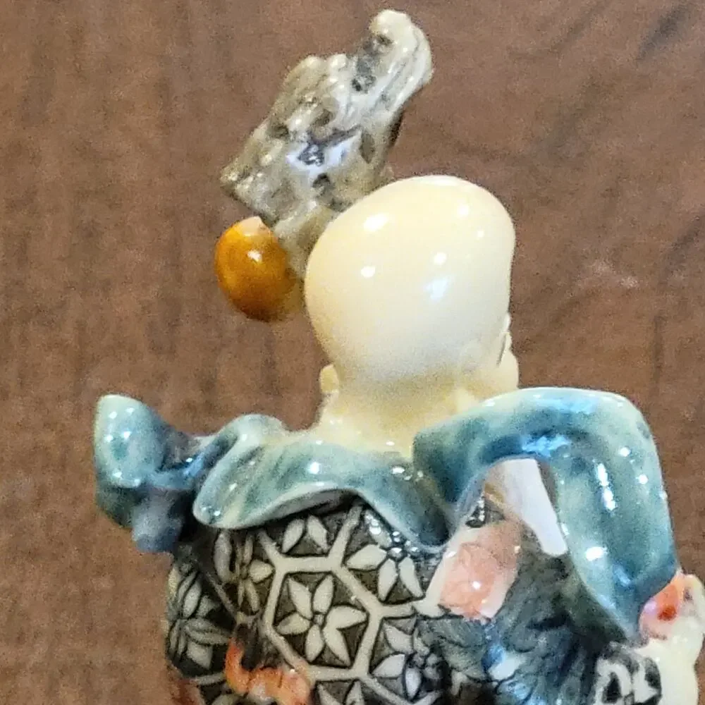 Vintage Chinese Old Wise Man with child Figurine Hand Painted 4.75